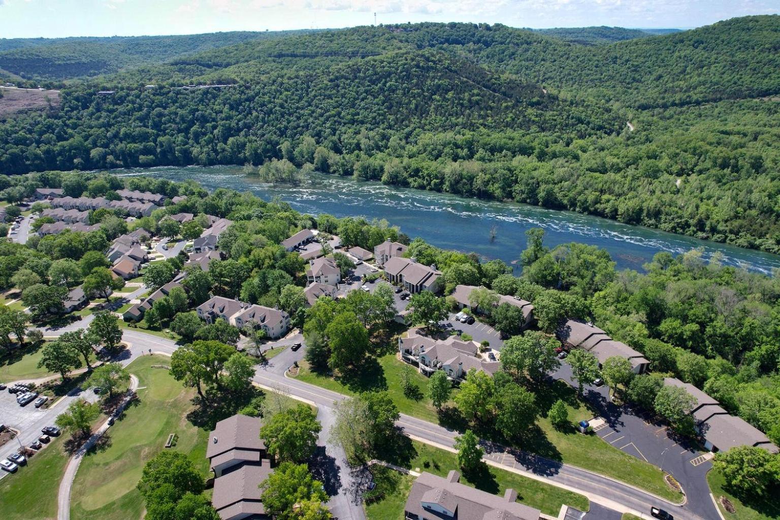Villa Table Rock Escape At Pointe Royale Branson Exterior foto